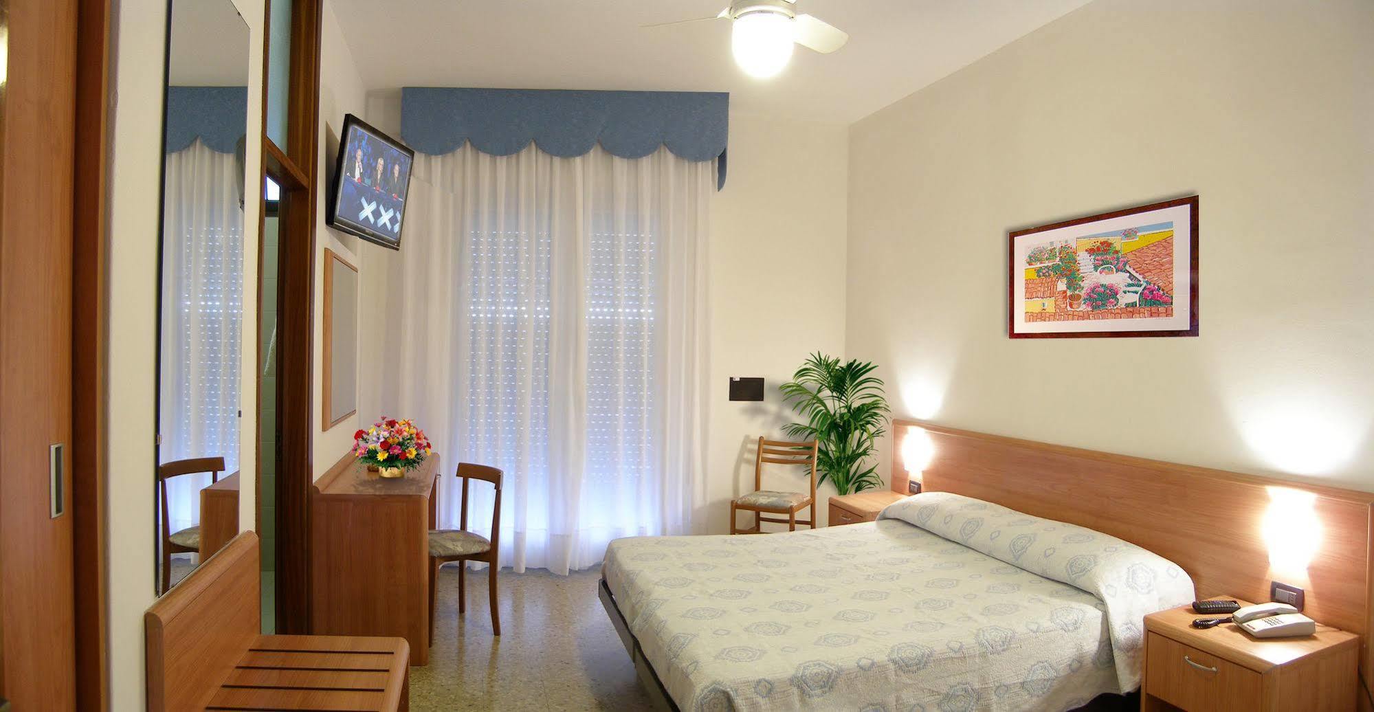 Bellaria Hotel 2*